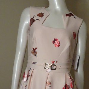 NEW FLORAL FLARE BLUSH PINK DRESS SIZE 4